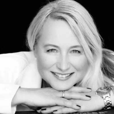 Мануела EIBENSTEINER