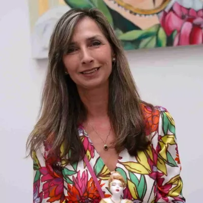 IRIS NIEDERER